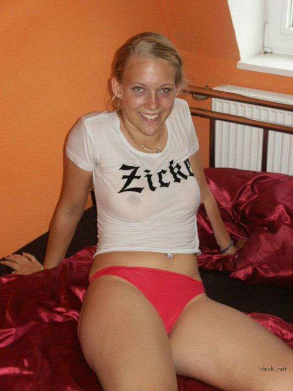 Amateur Porn Collection Part 3: Private Erotic Photos for Explicit Pleasure