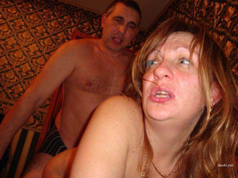 Mature Swingers Amateur Porn: Explicit Photos of Horny Couples