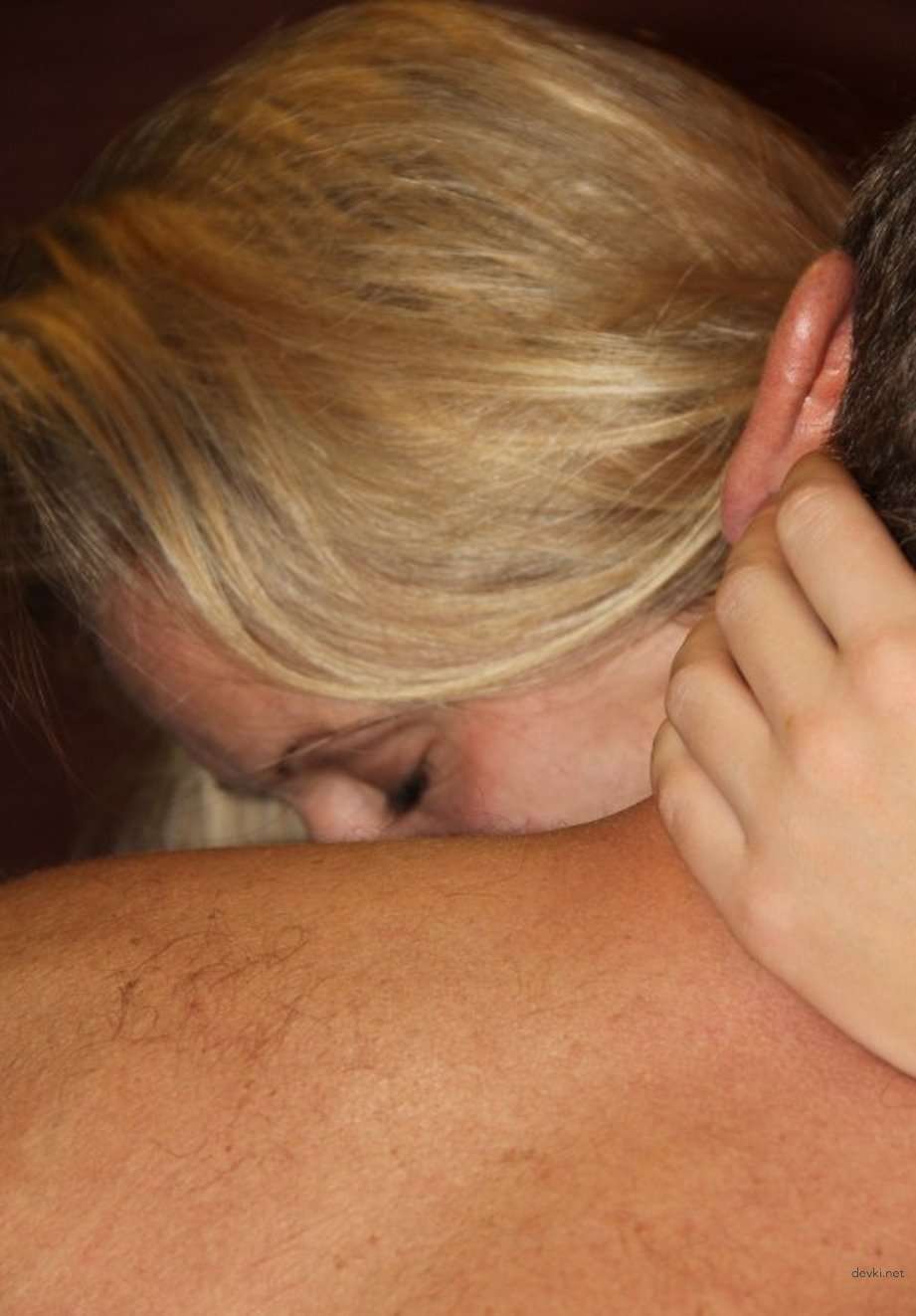 Private amateur porn: Stunning woman with perfect ass in explicit photos