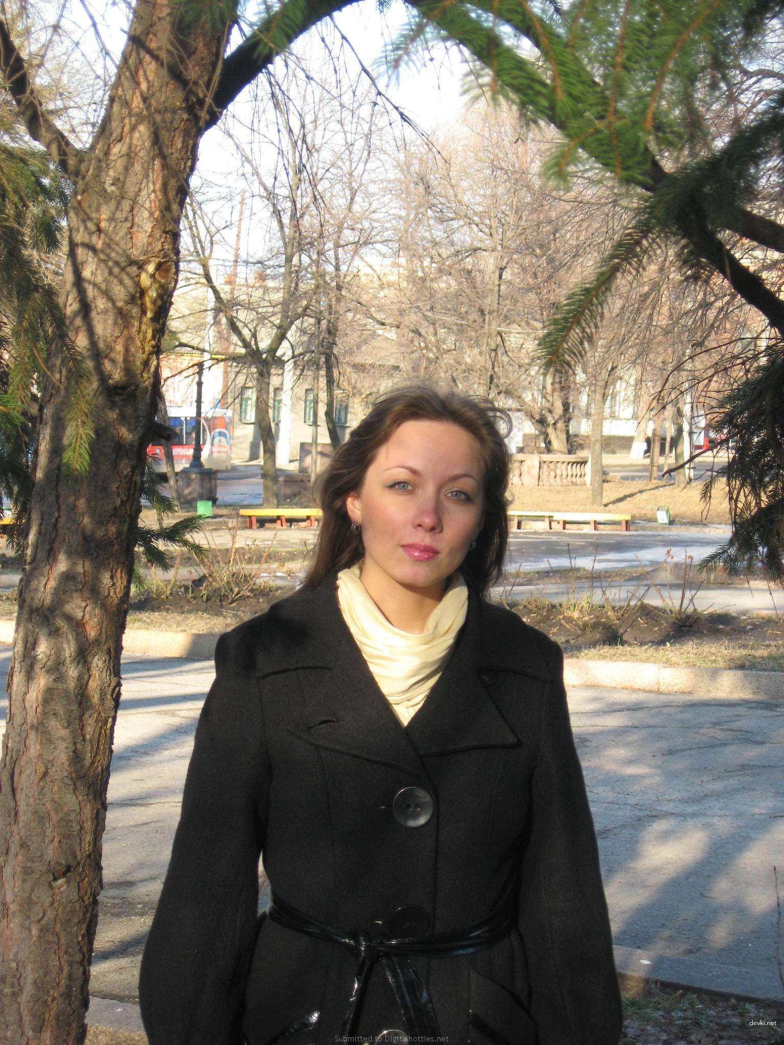 Hot Russian Amateur Teen Girl in Explicit Homemade Porn