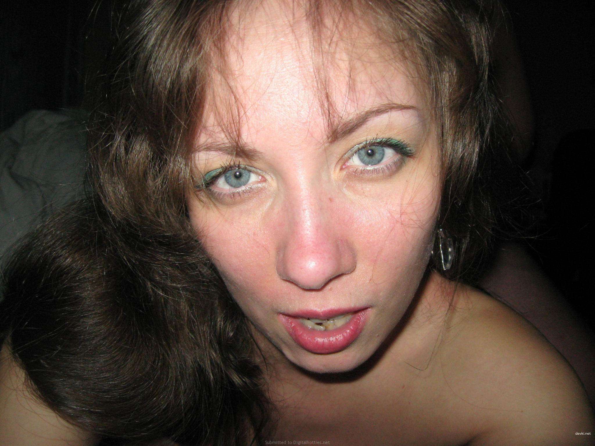 Hot Amateur Porn: Intimate Pics of Sexy Girlfriend Exposed!