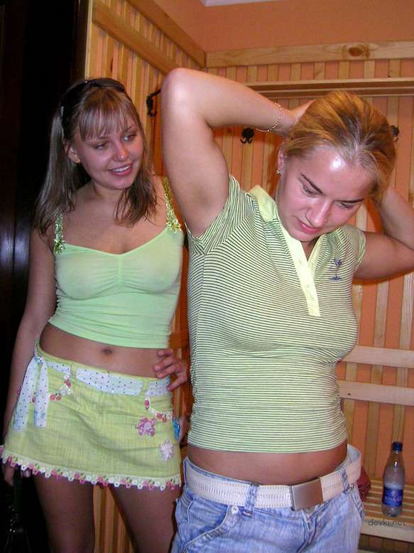 Explicit Nude Girls in Sauna: Amateur Photo Collection