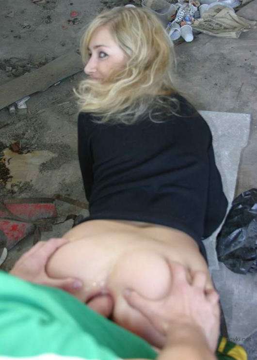 Hot Amateur MILF Takes Big Cock in Tight Ass - Explicit Anal Action