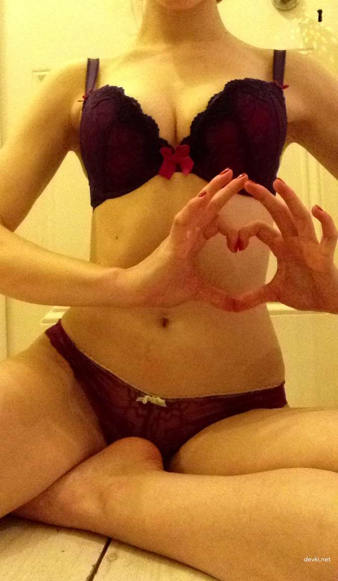 Passionate Amateur Teen Porn Photos - Explicit Young Girl Sex Pics