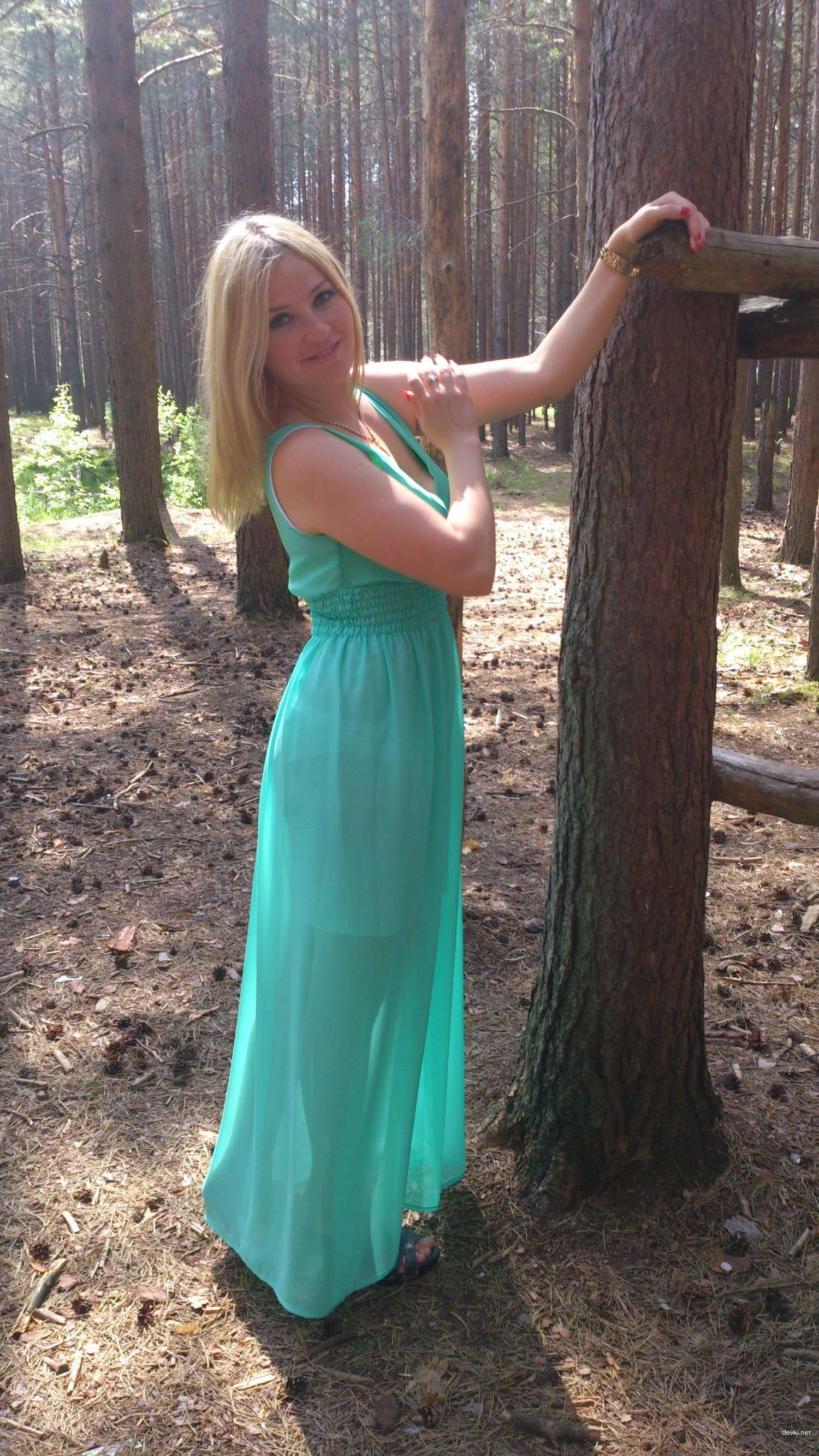 Wild Cat Woman: Amateur Porn Photo with Explicit Content