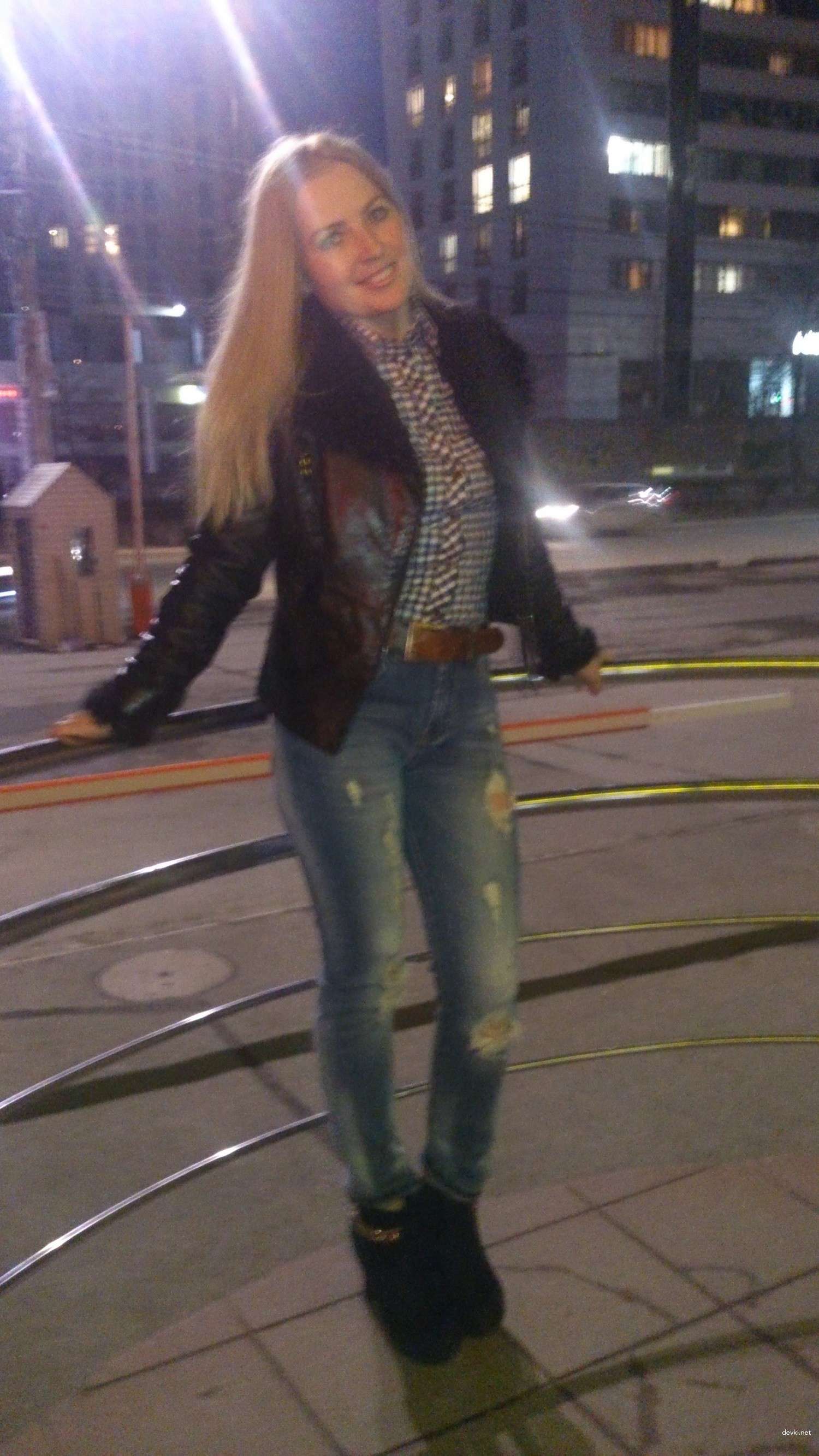 Wild Cat Woman: Amateur Porn Photo with Explicit Content