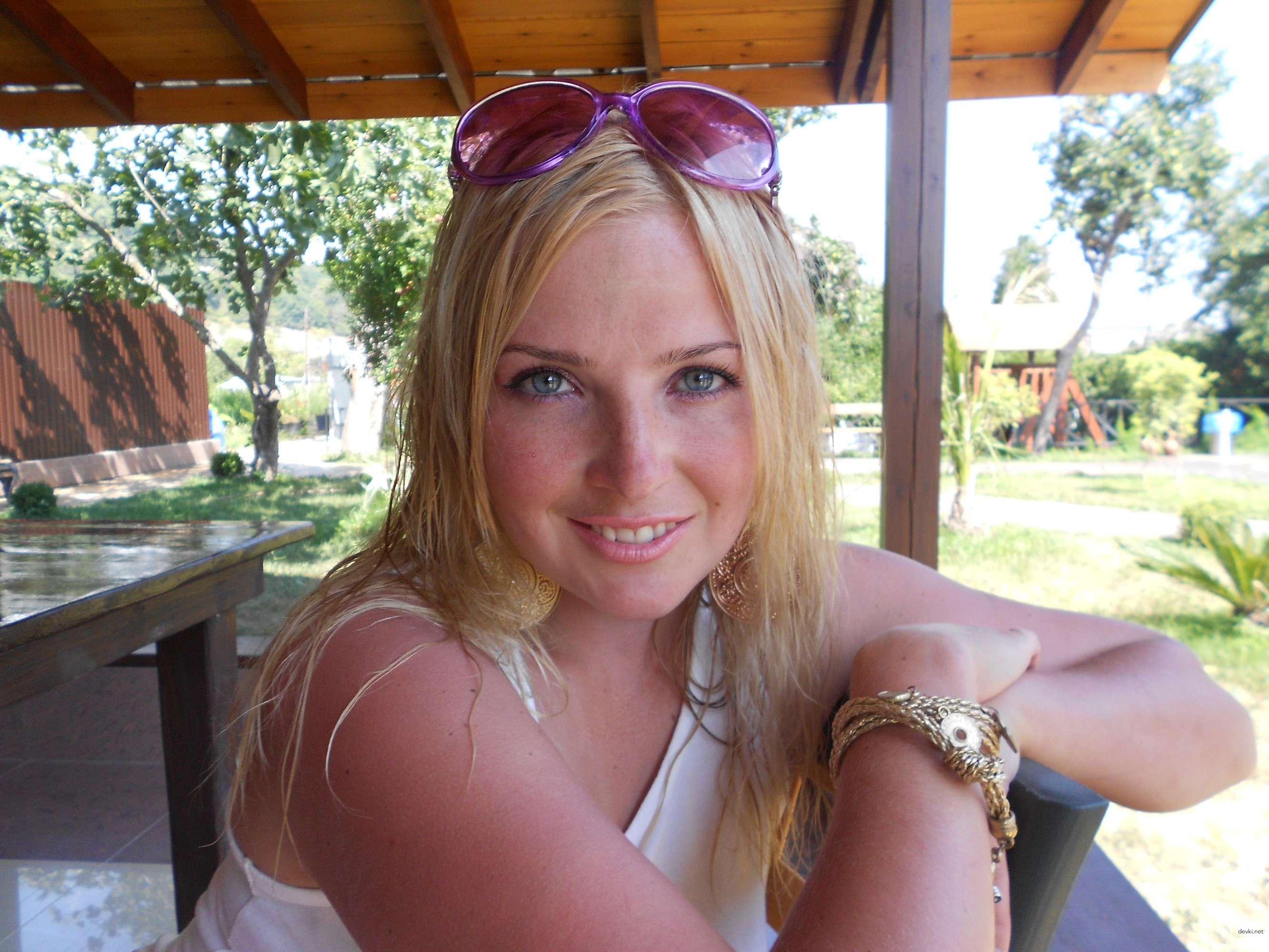 Wild Cat Woman: Amateur Porn Photo with Explicit Content