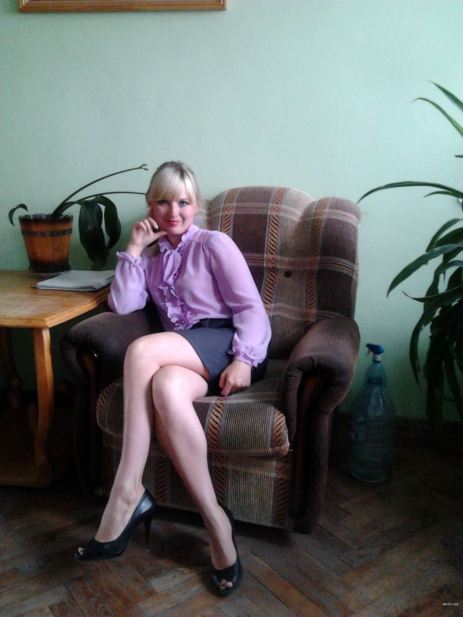 Wild Cat Woman: Amateur Porn Photo with Explicit Content