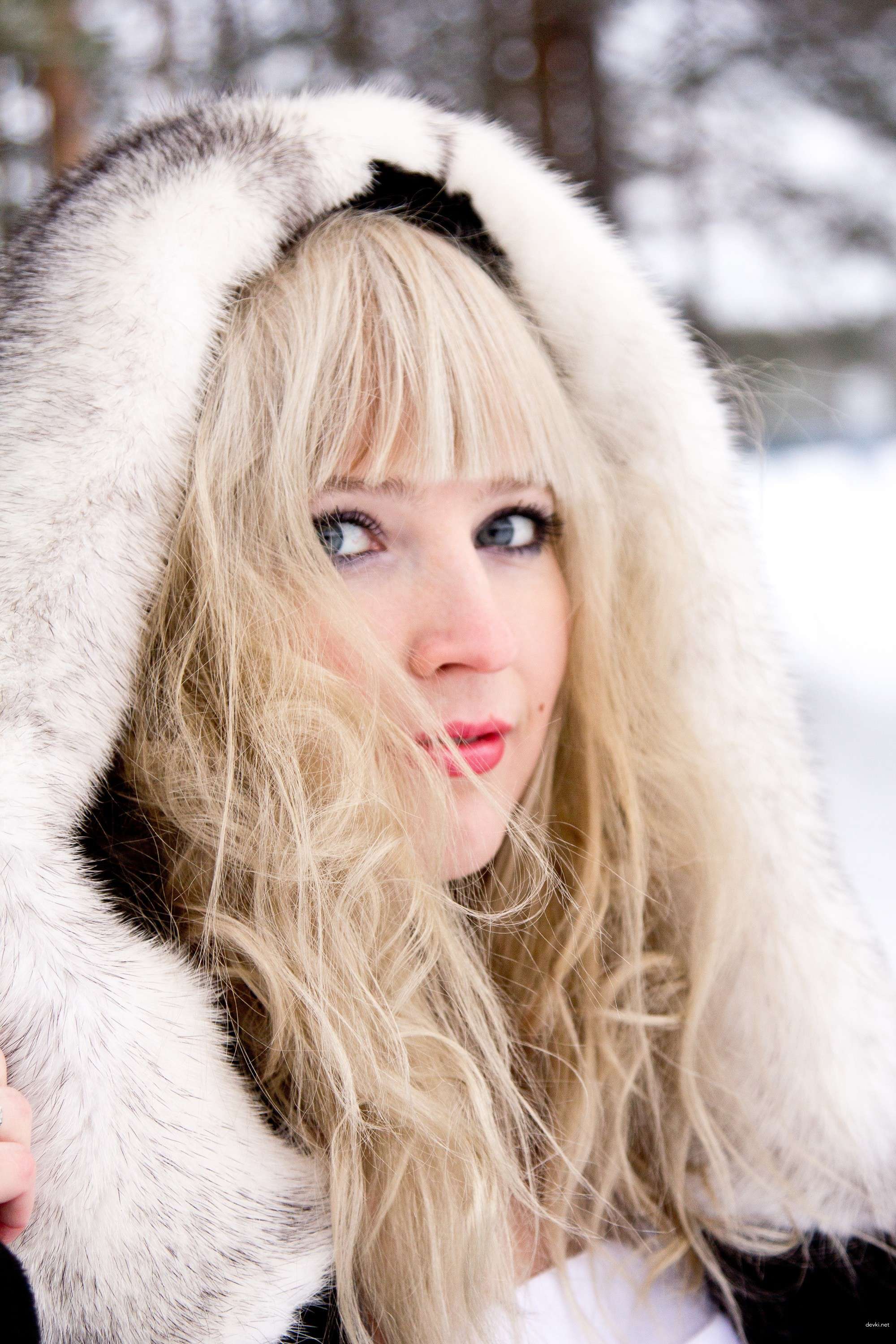 Wild Cat Woman: Amateur Porn Photo with Explicit Content