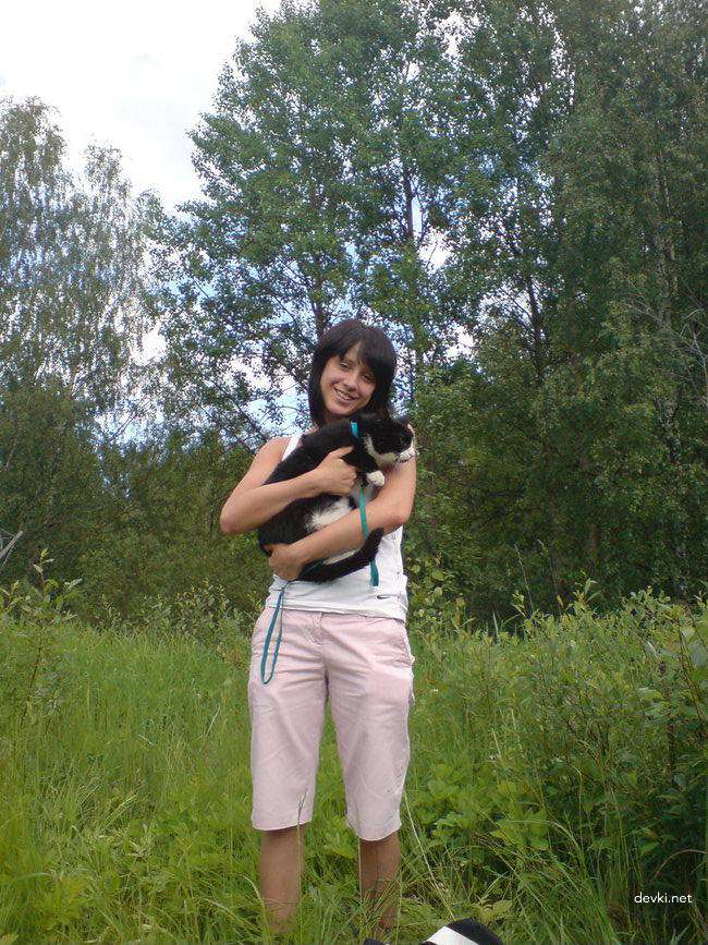 Three Nude Girls Amateur Porn Photo Shoot