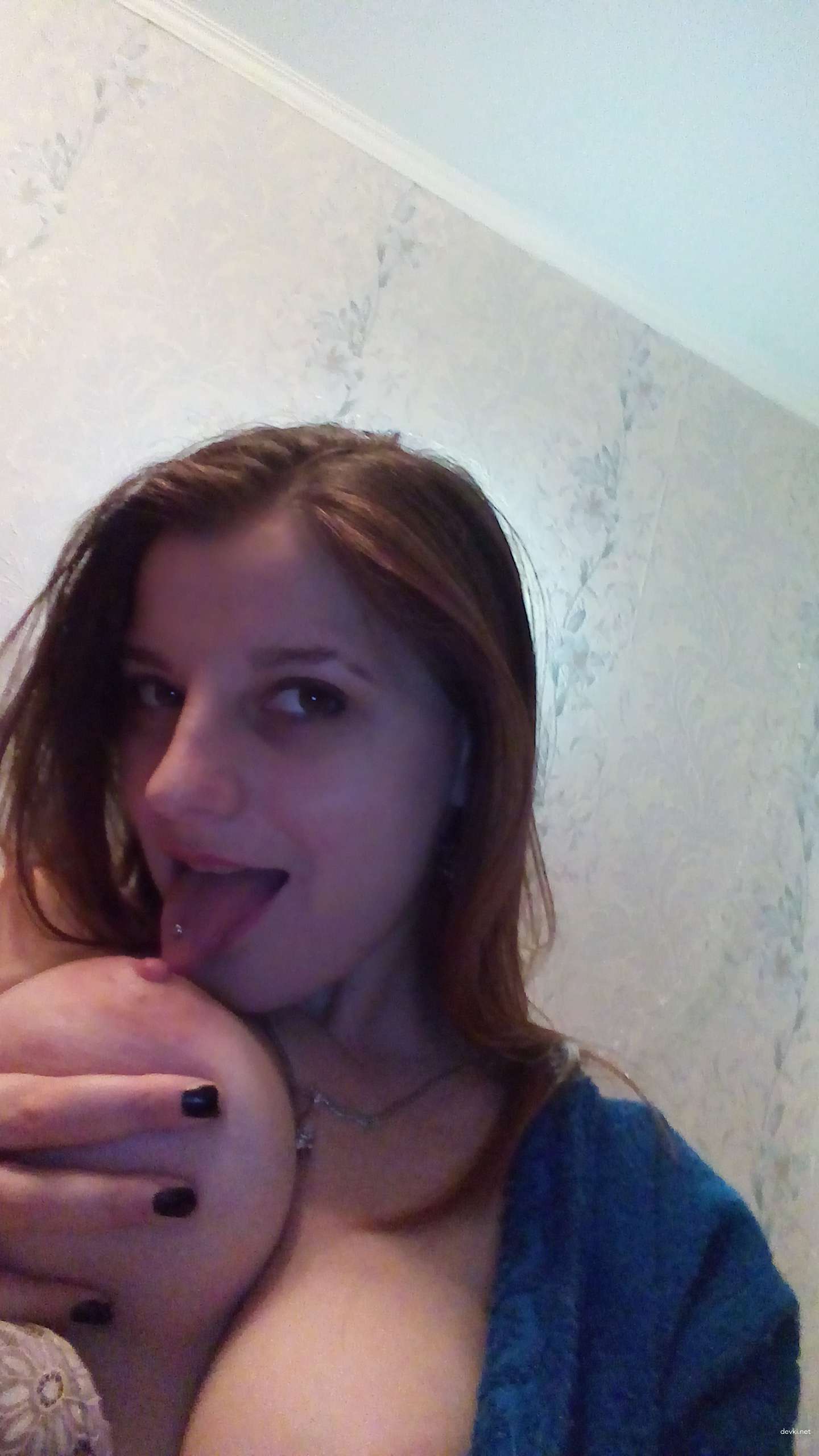 Hot Naked Wife Exposed in Amateur Porn Pics