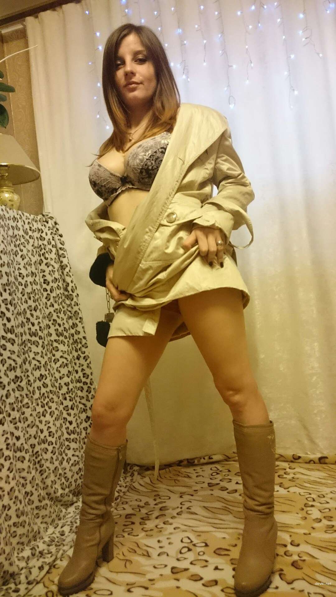 Hot Naked Wife Exposed in Amateur Porn Pics