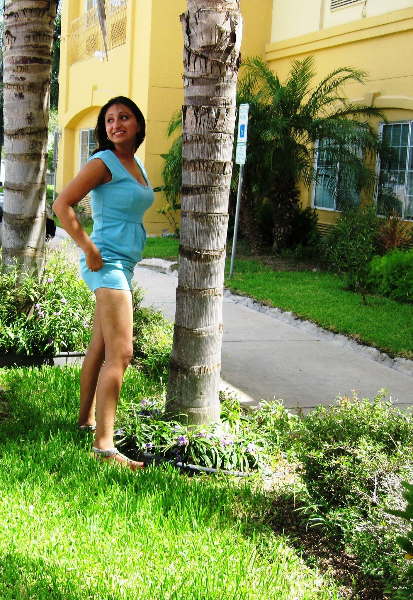 Slim Mexican Amateur Porn: Hot XXX Photos of a Latina Babe in Action!