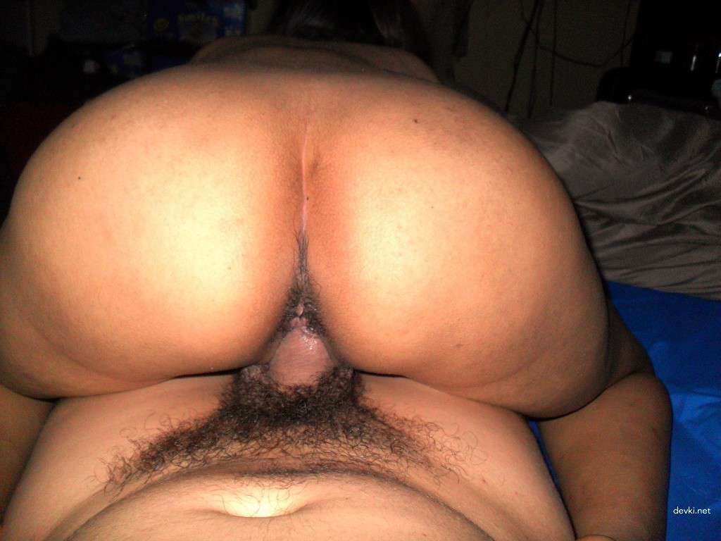 Slim Mexican Amateur Porn: Hot XXX Photos of a Latina Babe in Action!