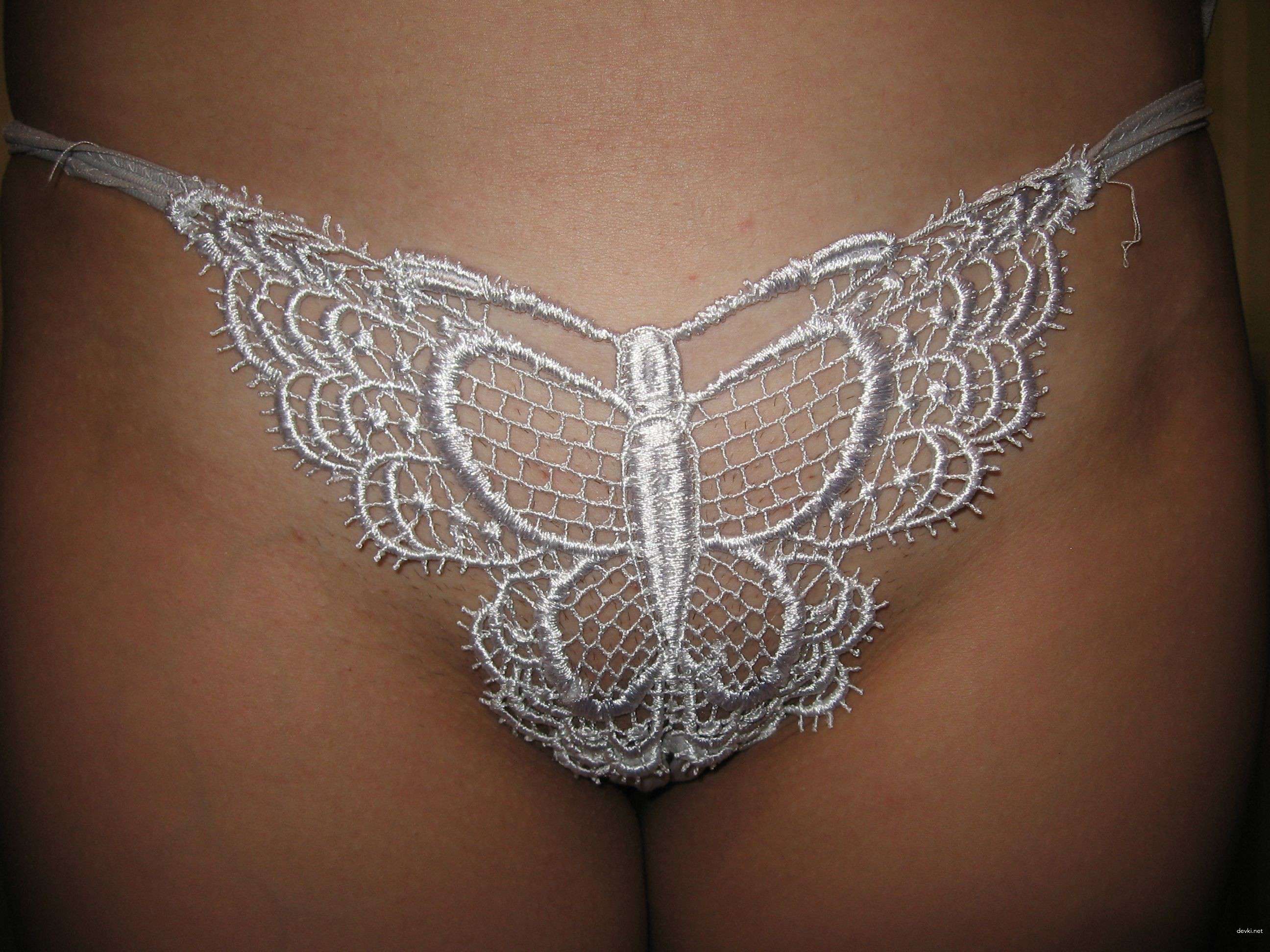 Unshaven Pussy Amateur Girl - Explicit XXX Photo