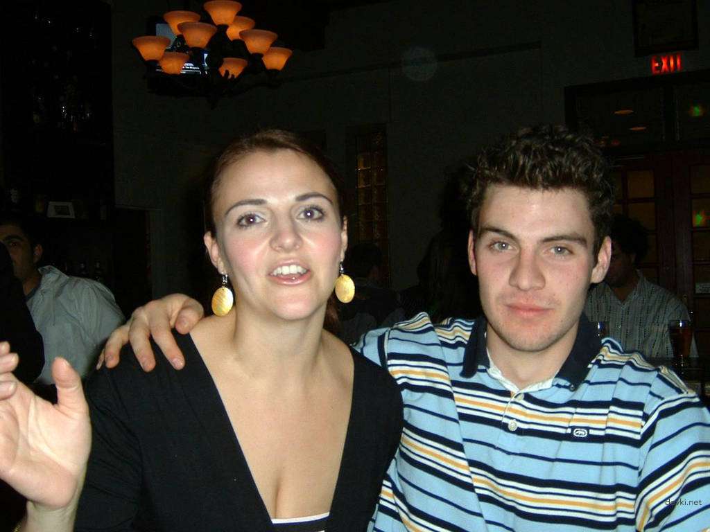 Hot MILF Gets Fucked at Home: Amateur Porn Photo