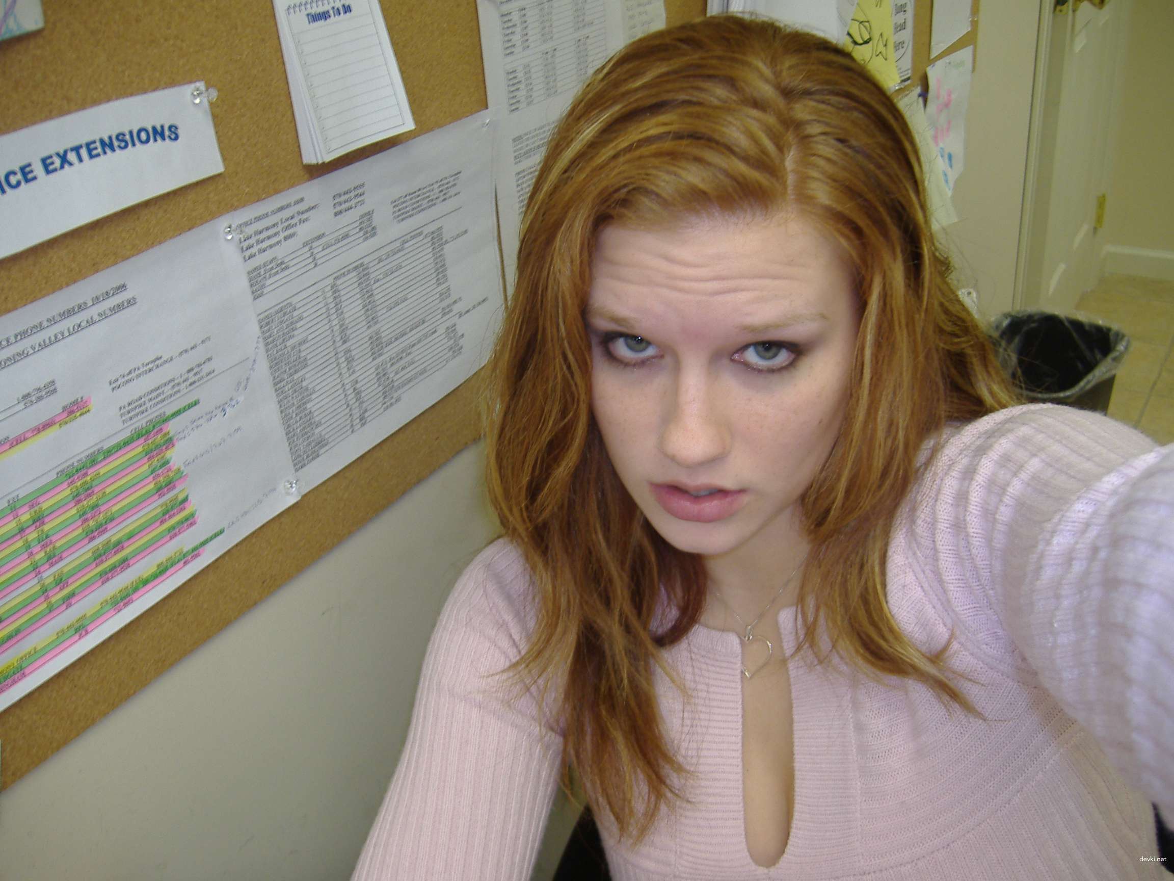 Girl loves to suck cock: Amateur porn photo explicit content