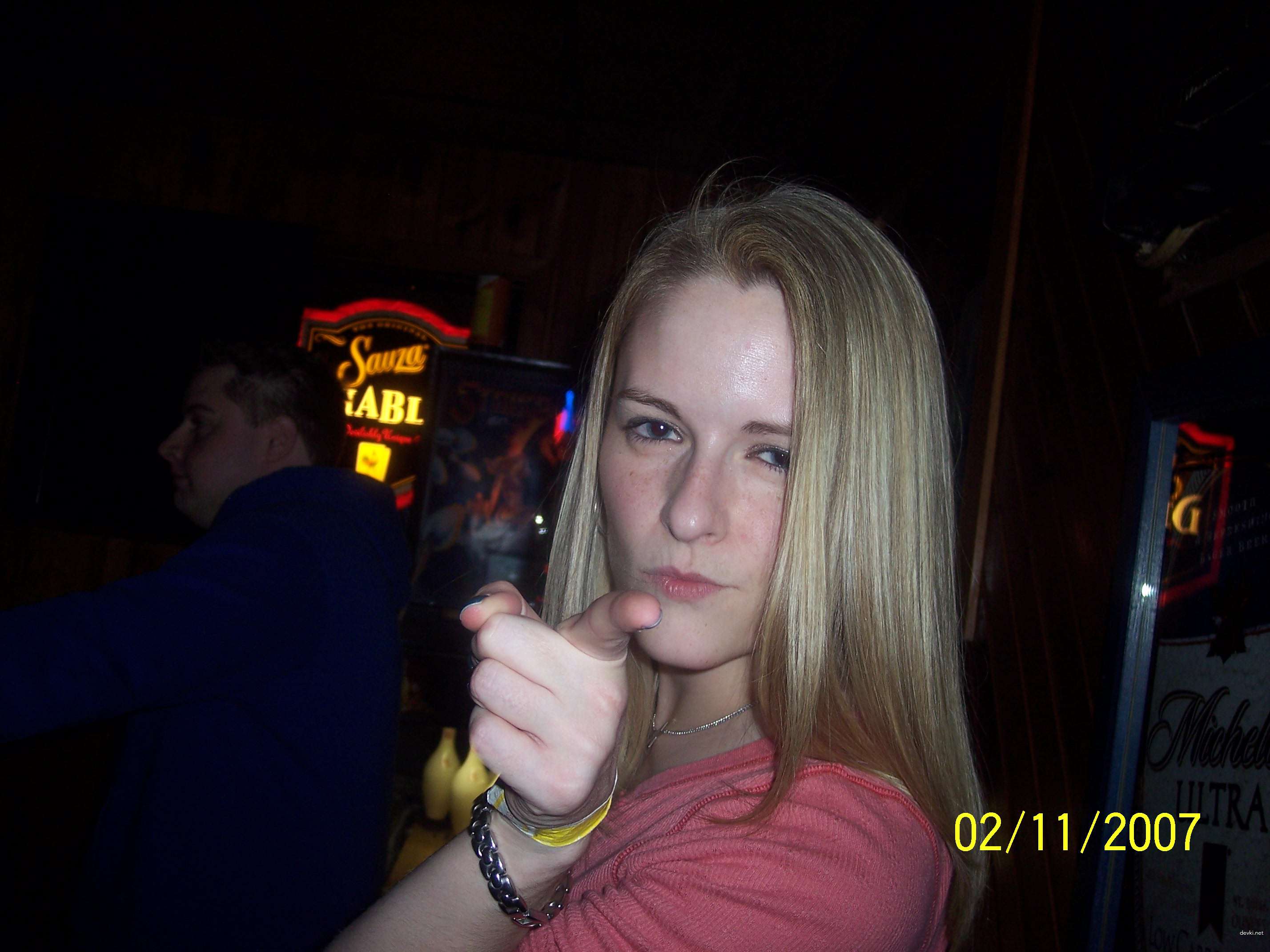 Girl loves to suck cock: Amateur porn photo explicit content