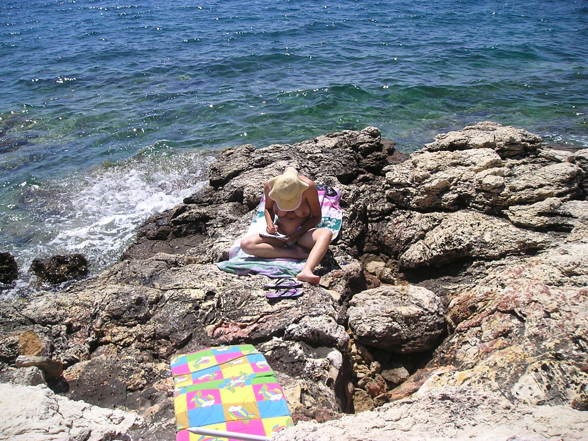 Hot Girl Beach Vacation Amateur Porn Pics