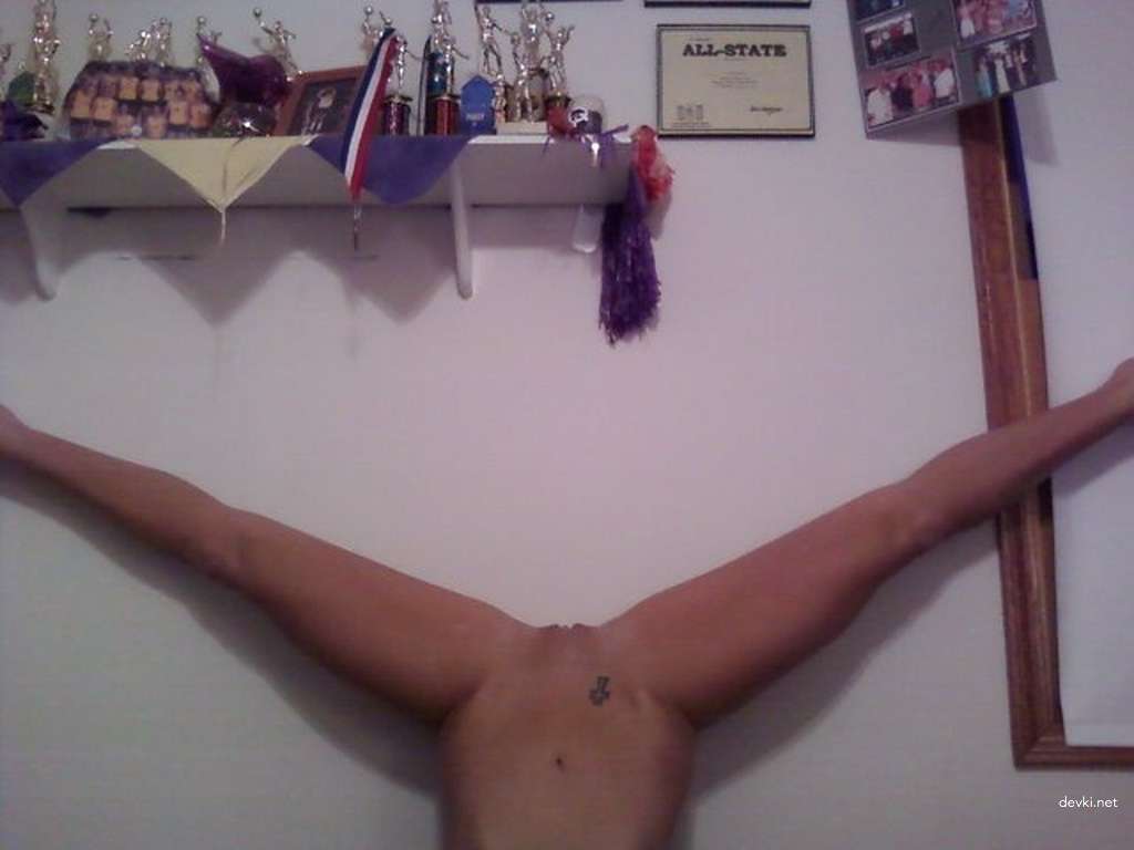 Fit Girl Naked Masturbation: Amateur Porn Self-Fuck