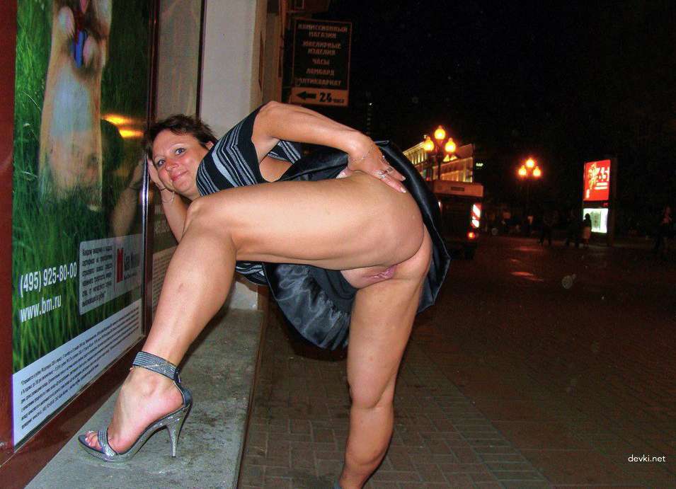 Mature Naked Women Amateur Porn Photos Part 4: Explicit MILF Nudes