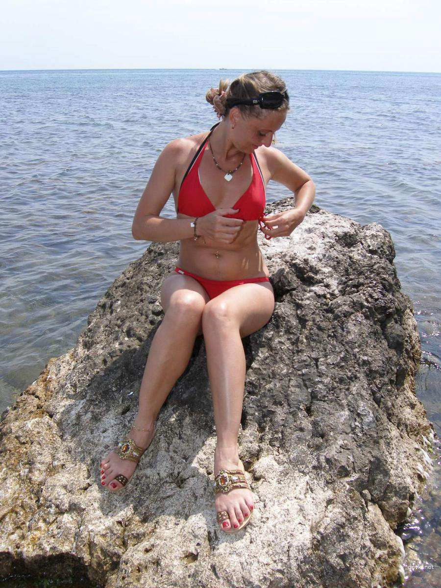 Explicit Amateur Photo: Lady with Piercing (Part 1) Unfiltered and Uncensored