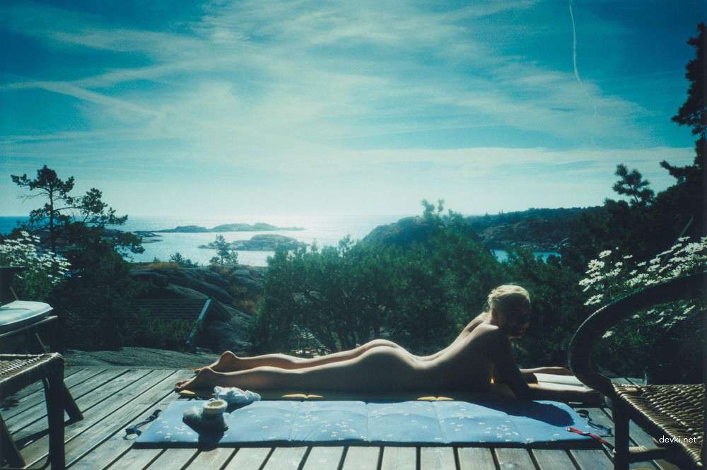 Beautiful Erotic and Porn Women: Explicit Amateur XXX Photos