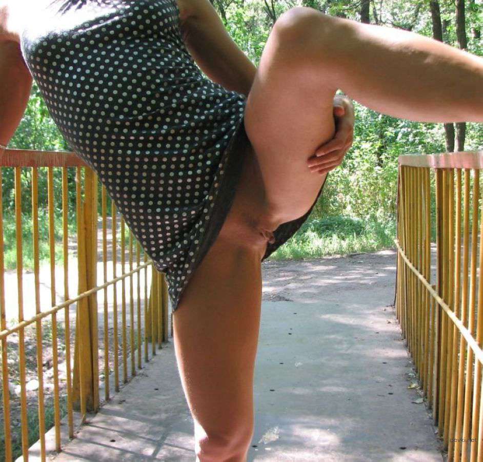 Explicit Close-Up Amateur Porn: Erotic Girls in XXX Action