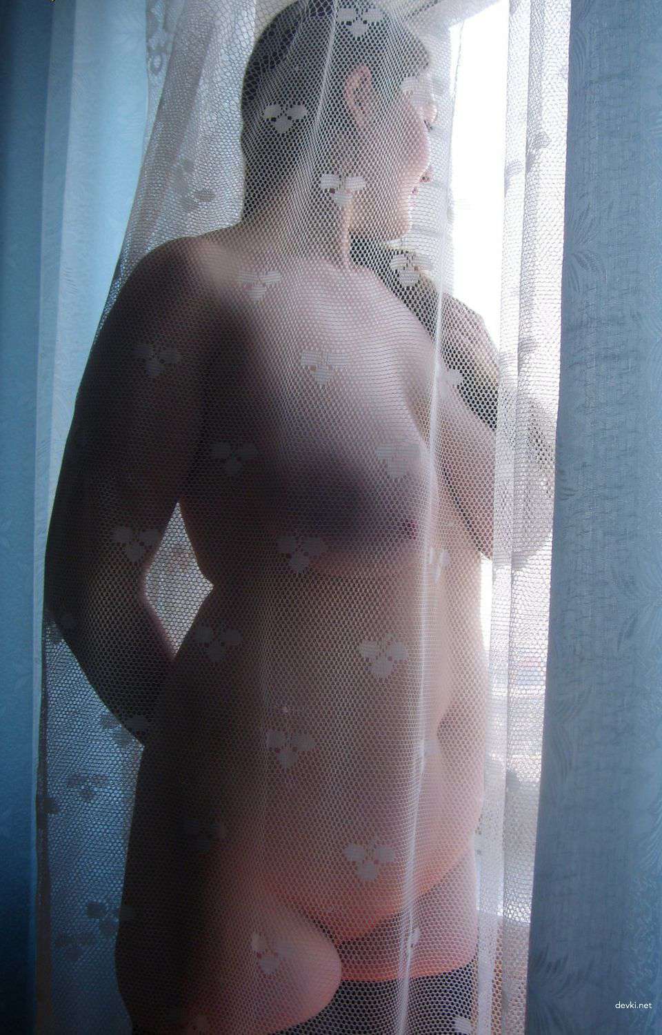 Curvy Woman Amateur Photo: Voluptuous and Sensual Beauty Exposed