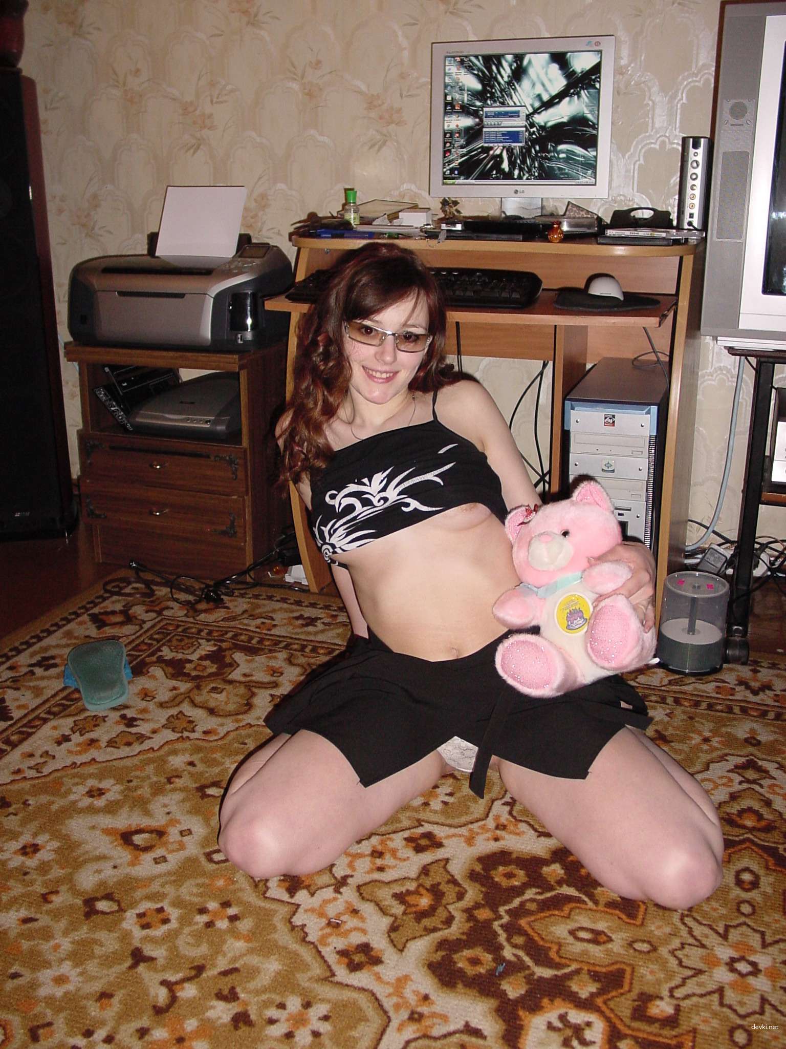 Slim Brunette's Explicit Amateur Porn Album: Hardcore XXX Photos