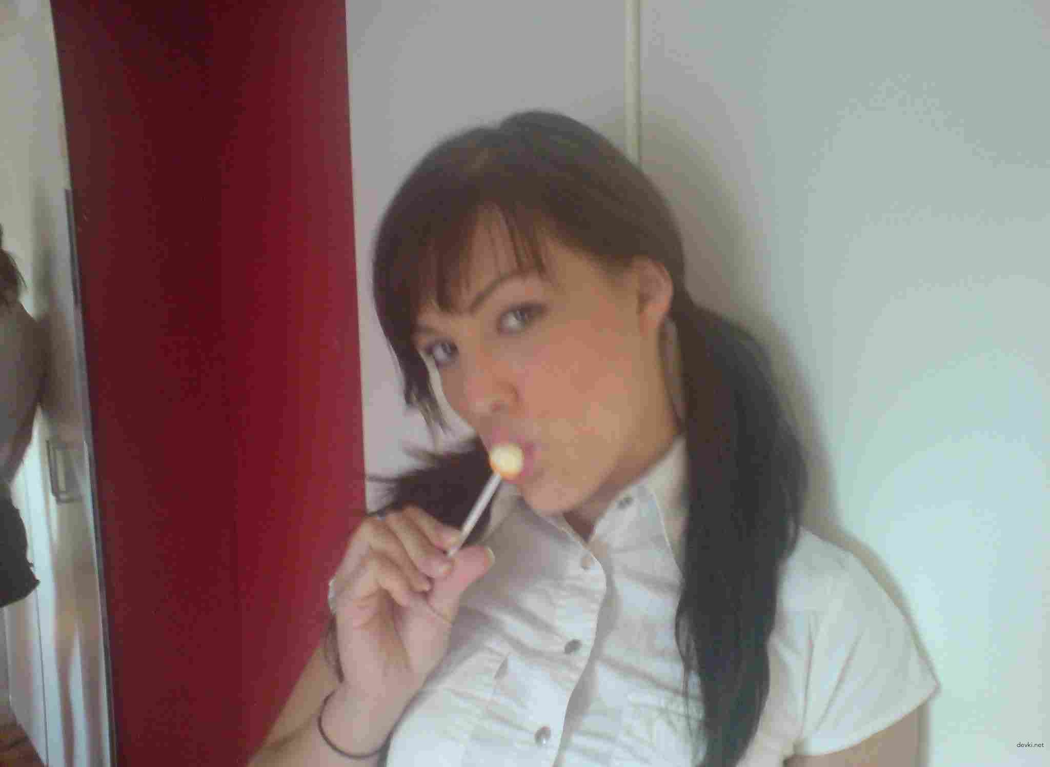 Hot Amateur Woman's Naughty Shenanigans - Explicit Porn Photos