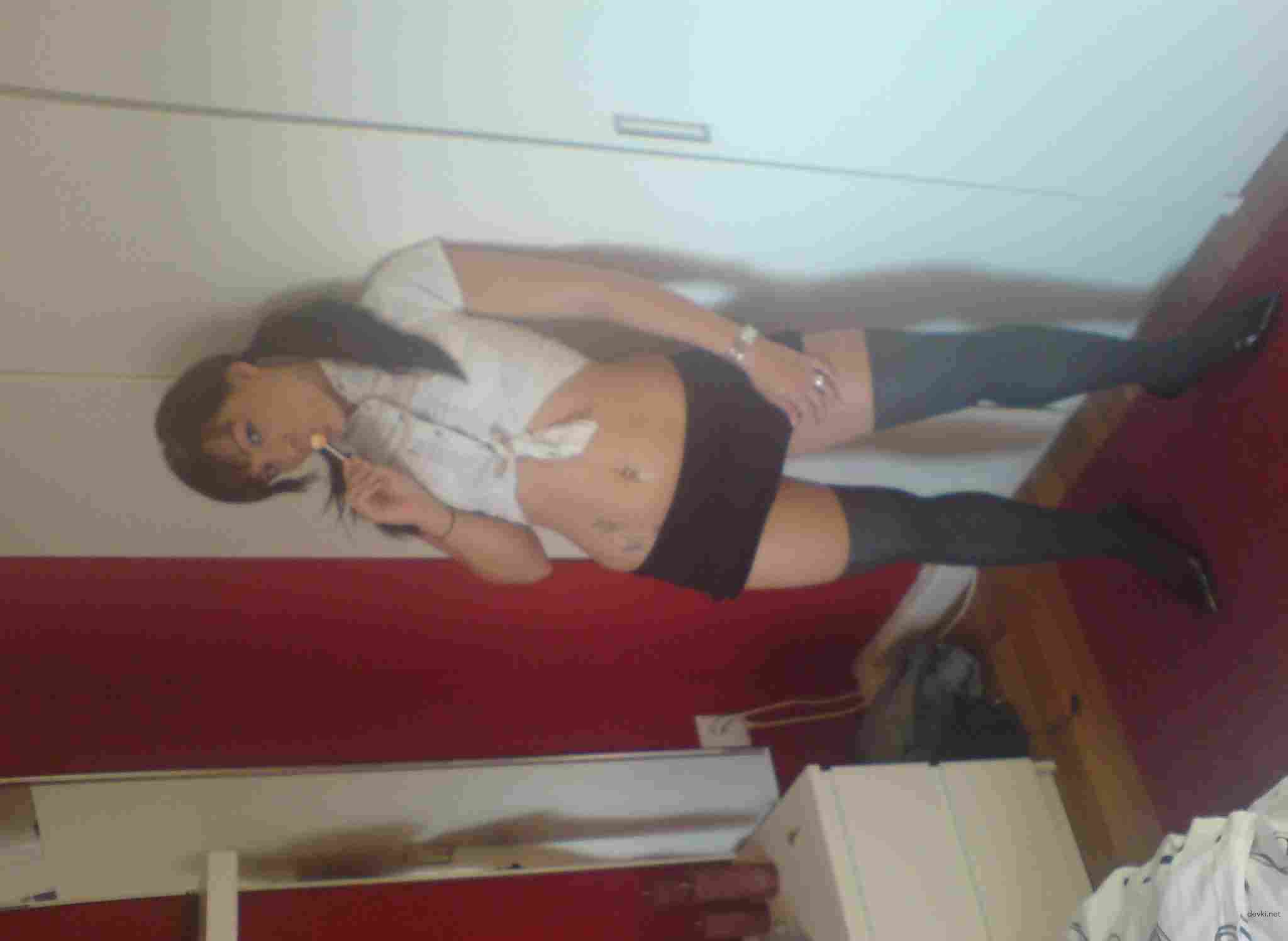 Hot Amateur Woman's Naughty Shenanigans - Explicit Porn Photos