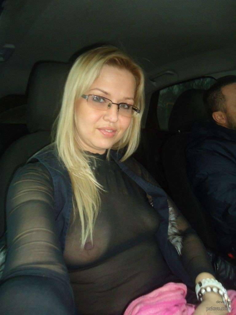 Hot Aunt's Amazing Ass: Explicit Amateur Porn Photo