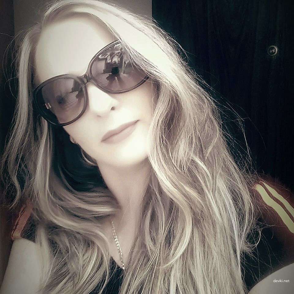 Mature Woman's Private Amateur Porn Photo - Explicit MILF Selfies