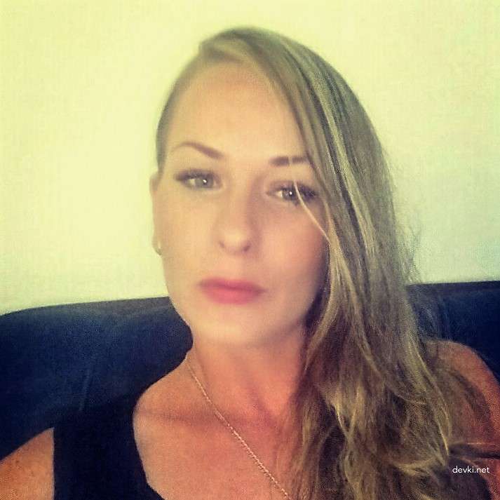 Mature Woman's Private Amateur Porn Photo - Explicit MILF Selfies