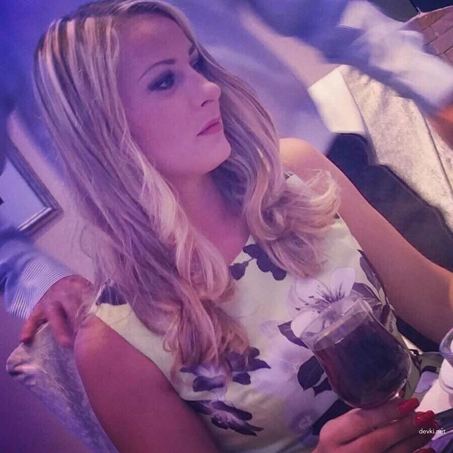 Mature Woman's Private Amateur Porn Photo - Explicit MILF Selfies