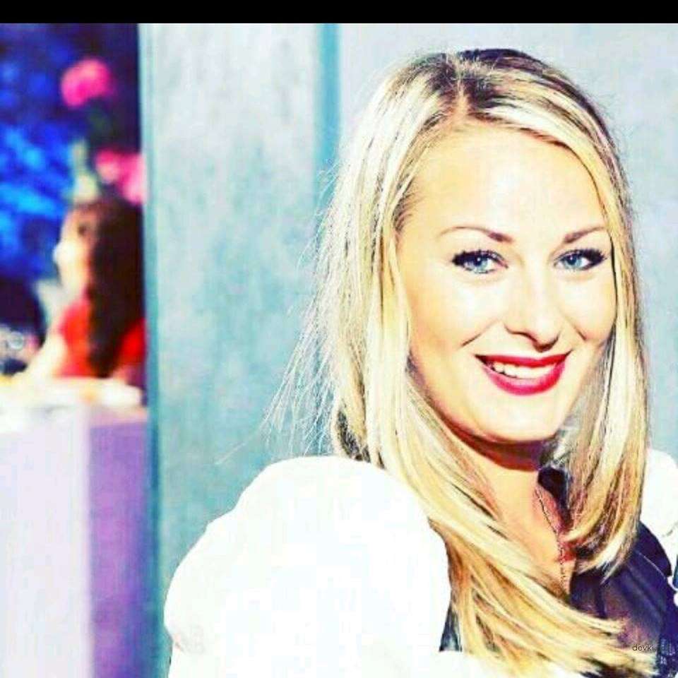 Mature Woman's Private Amateur Porn Photo - Explicit MILF Selfies