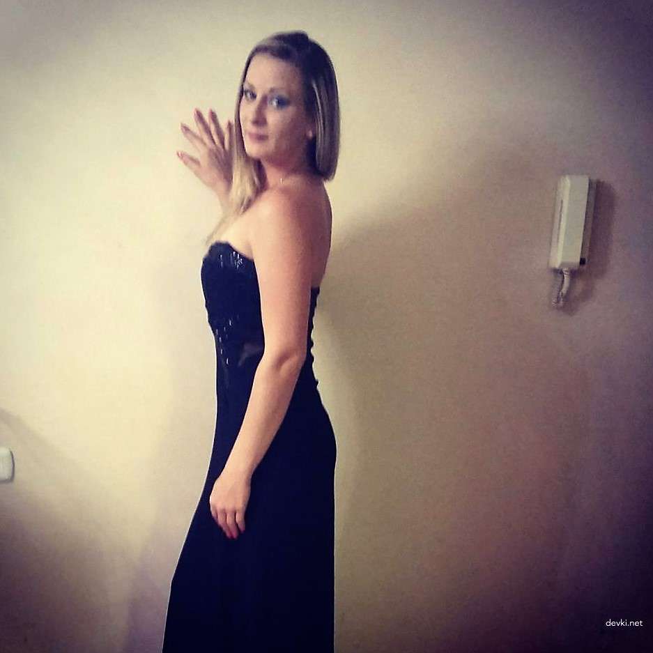 Mature Woman's Private Amateur Porn Photo - Explicit MILF Selfies