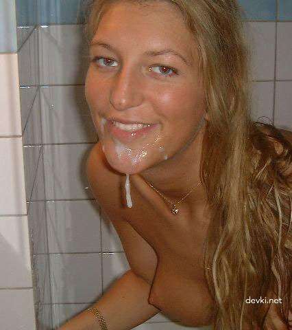 Explicit Amateur Porn: Naked Girls and Women Covered in Cum