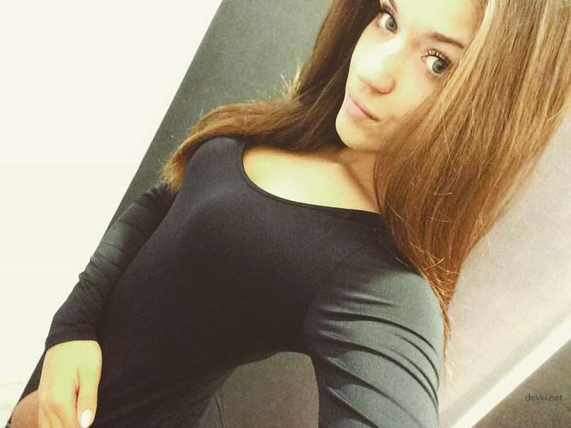 Amateur Erotic and Porn Photos: Explicit Submission Collection