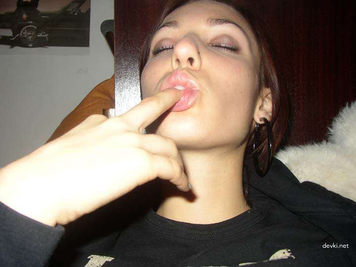 Beauty Fingers Her Pussy - Amateur Porn Pic with Explicit Masturbation Action