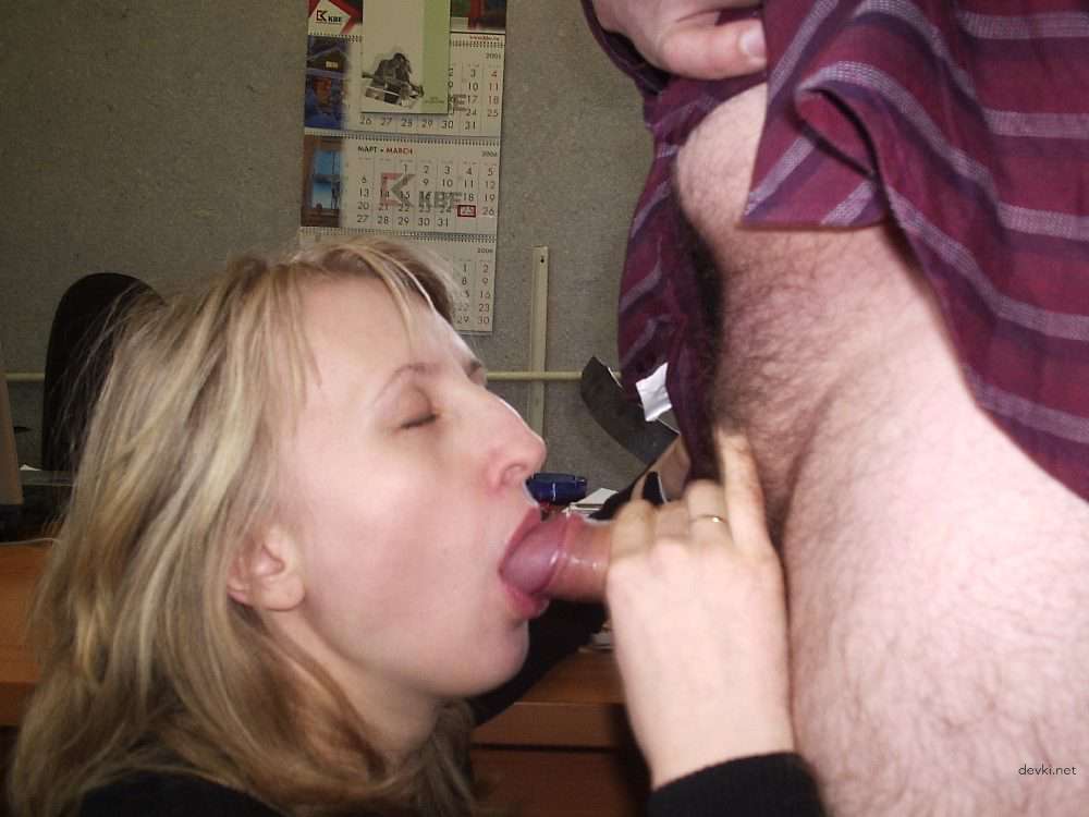 Office Affair Amateur Sex with Lover - Explicit Workplace Porn