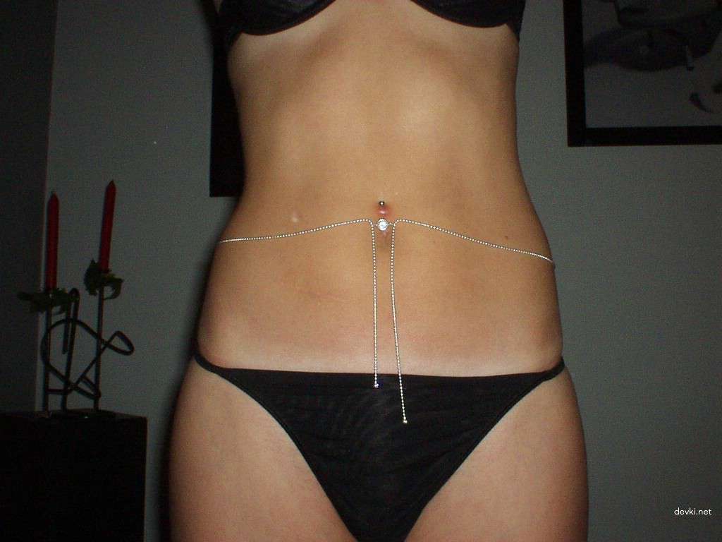 Redhead amateur babe naked - Explicit amateur porn photo shoot