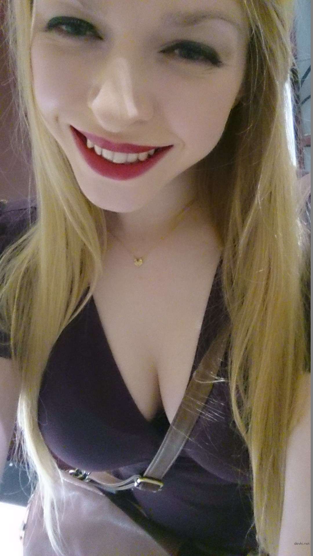 Blonde Amateur Striptease Part 5: Explicit XXX Photos