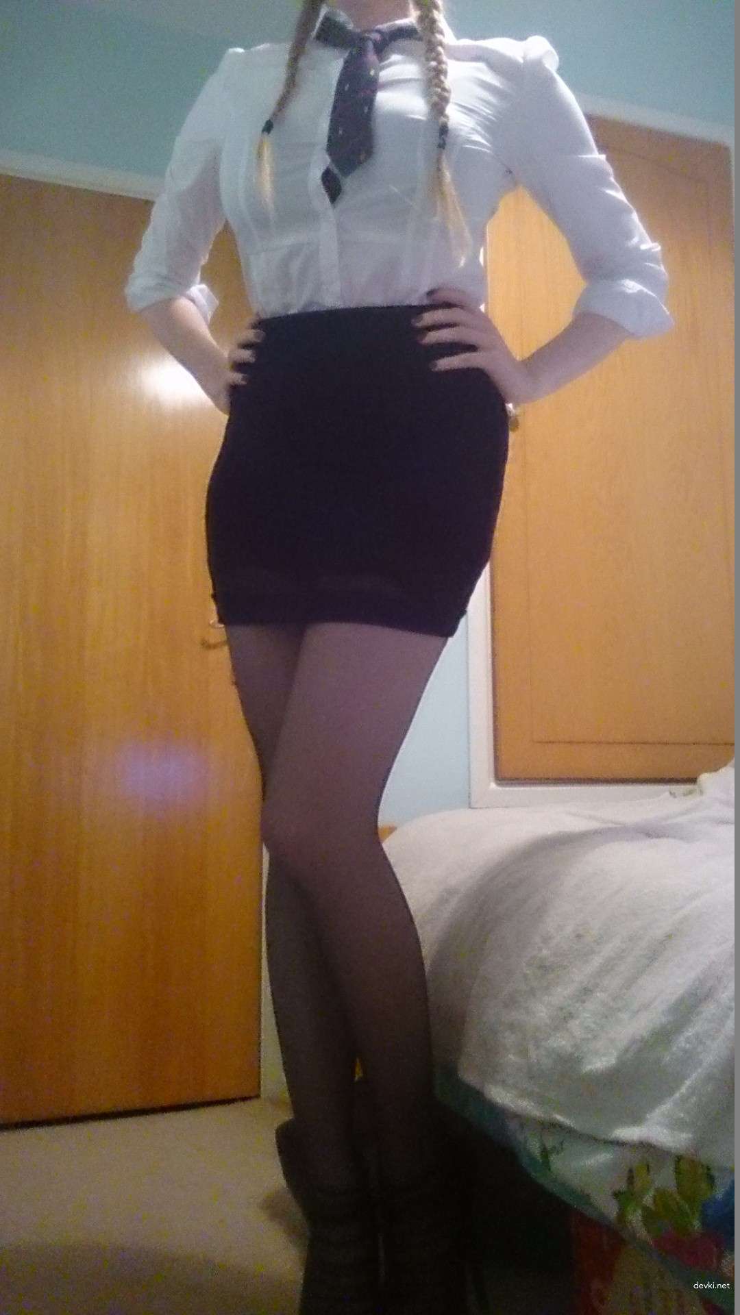 Blonde Amateur Striptease Part 5: Explicit XXX Photos