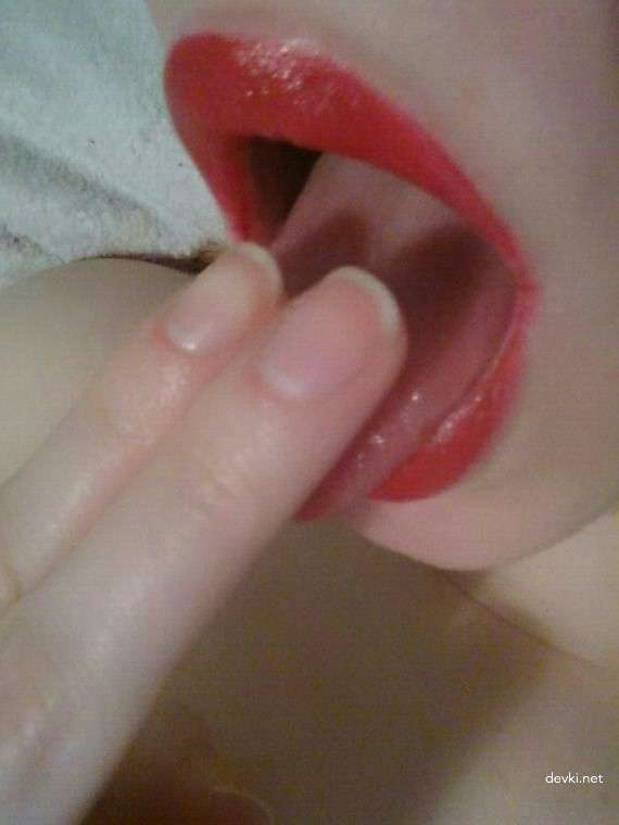 Blonde Amateur Striptease Part 5: Explicit XXX Photos