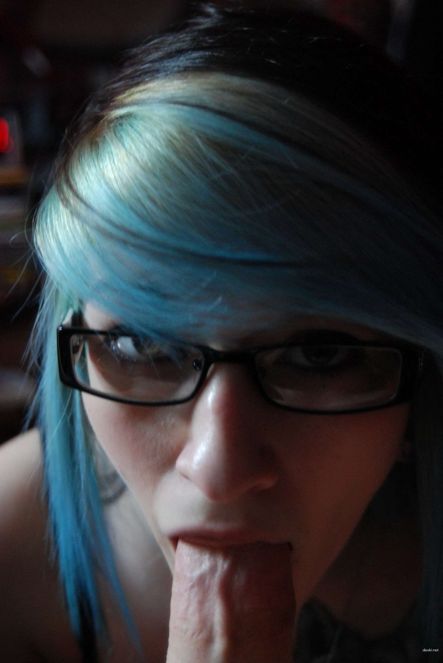 Emo Girl Deepthroats in Explicit Amateur Blowjob