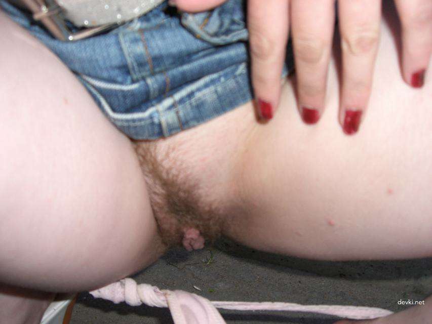 Private Amateur Porn with Trashy Girlfriend: Explicit Homemade XXX