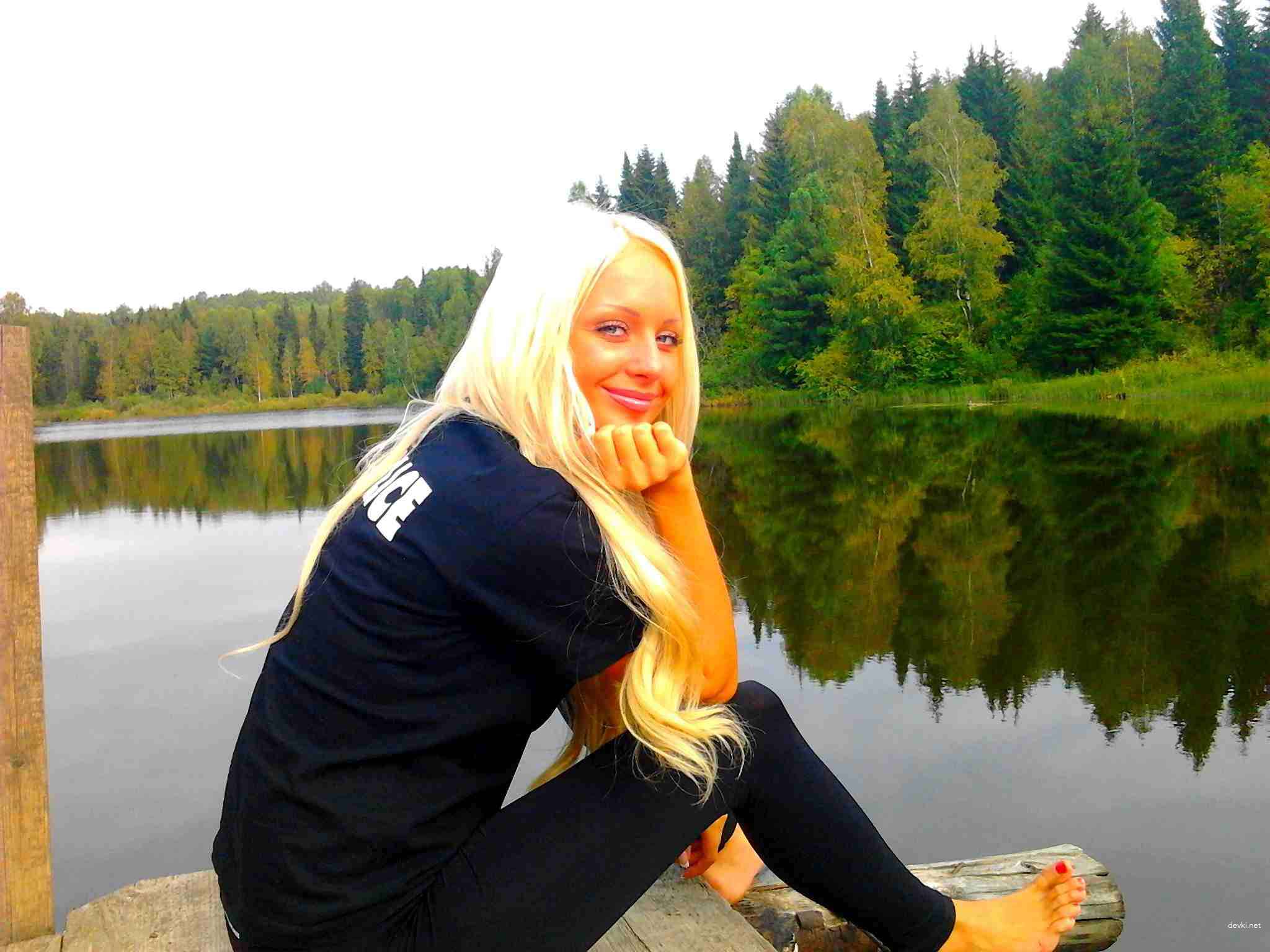 Sexy Blonde Glamour Pornstar Amateur Photo Shoot