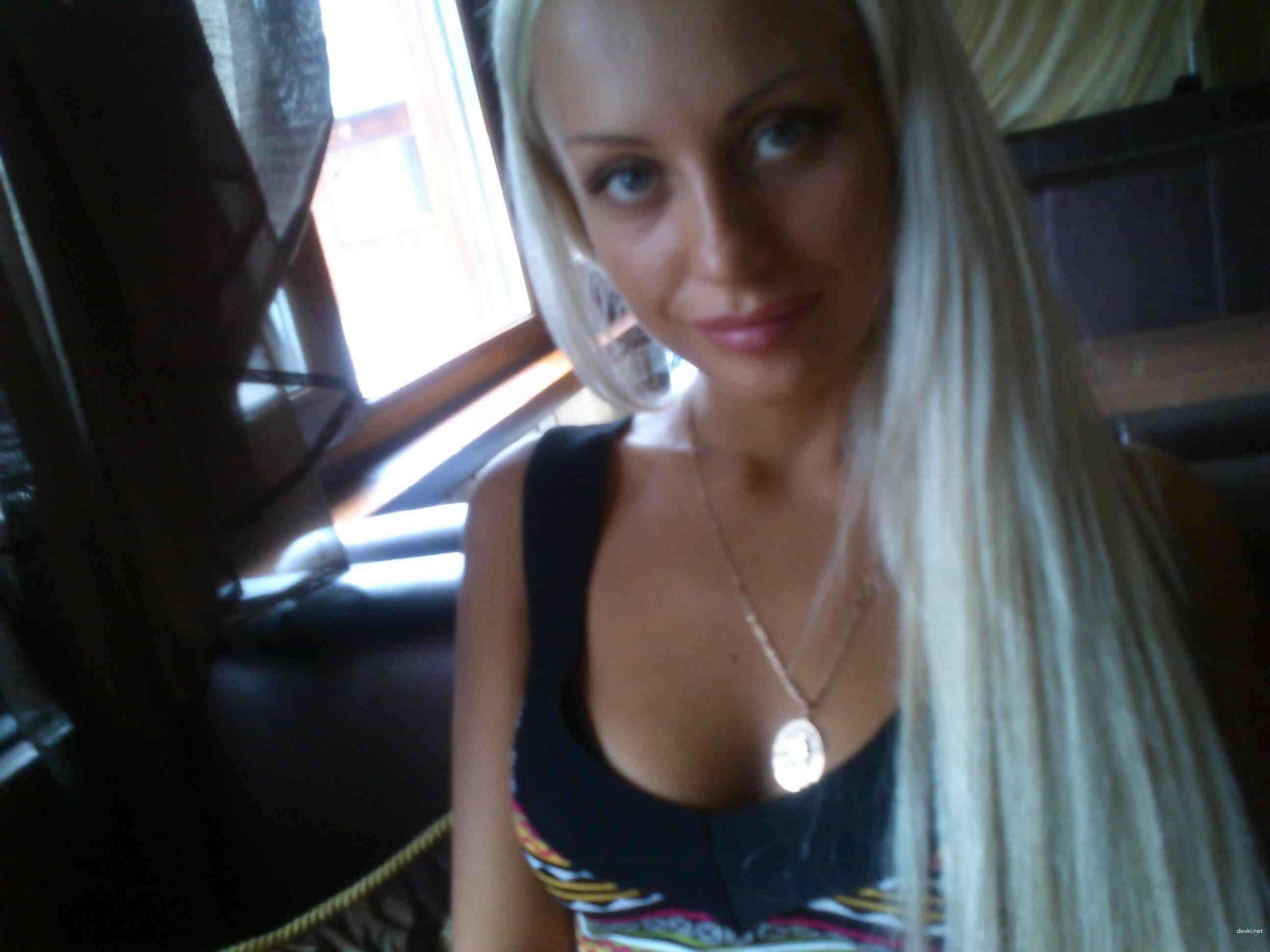 Sexy Blonde Glamour Pornstar Amateur Photo Shoot